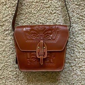 NWOT-Patricia Nash cross body bag